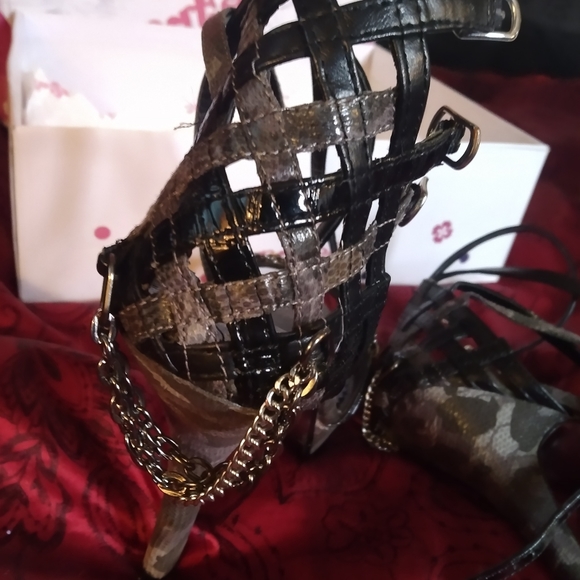 Not rated blk play games heels size 8 - Picture 5 of 11